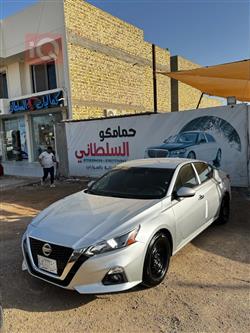 نیسان ئەلتیما